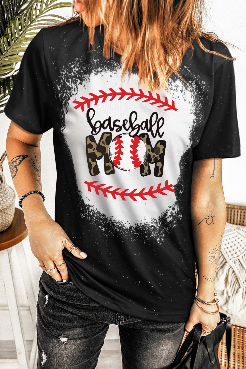 Dropshipping Black BASEBALL Mom Crewneck Graphic Bleached T Shirt