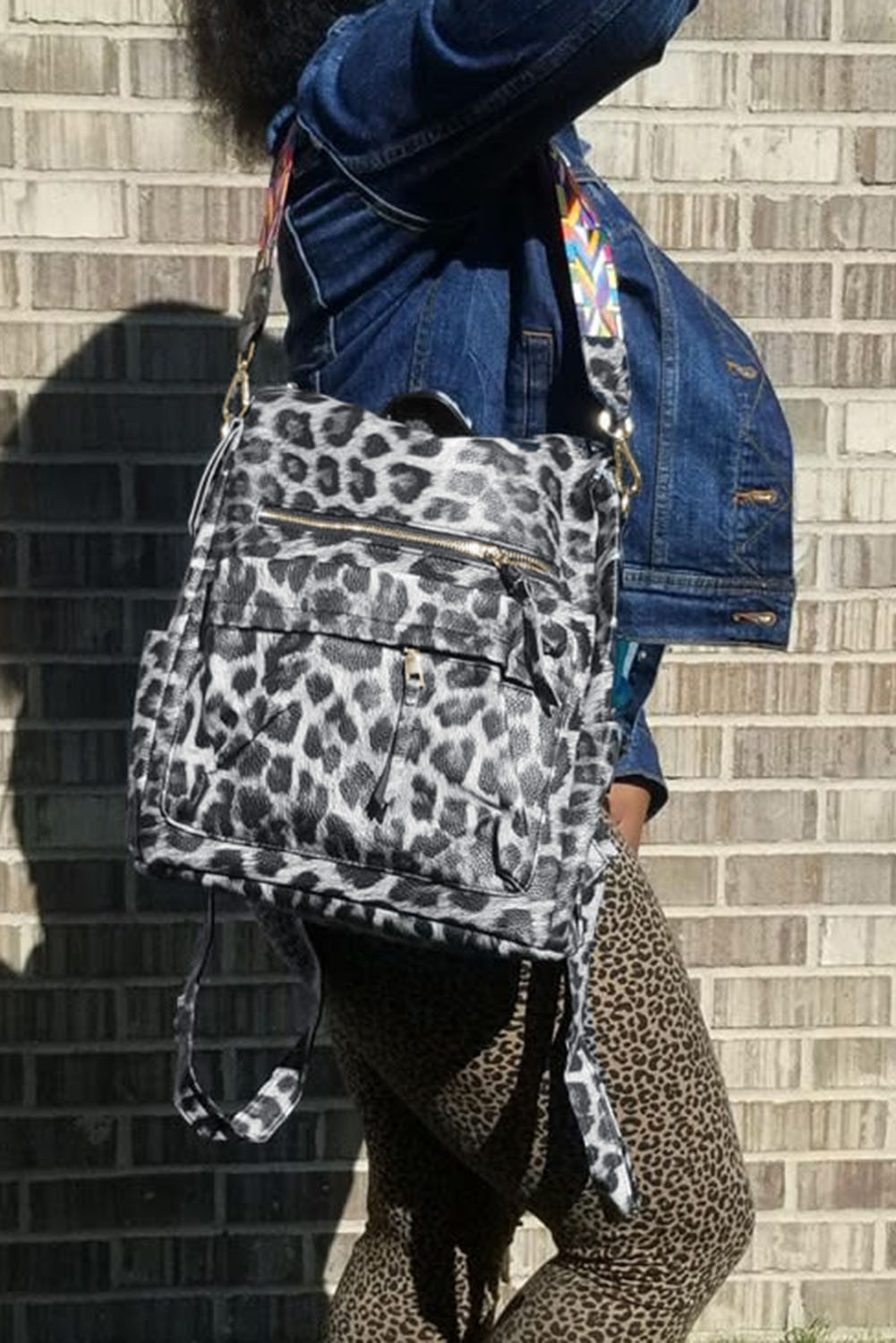 Dropshipping Grey Cheetah Print Zip Closure BACKPACK for Women 