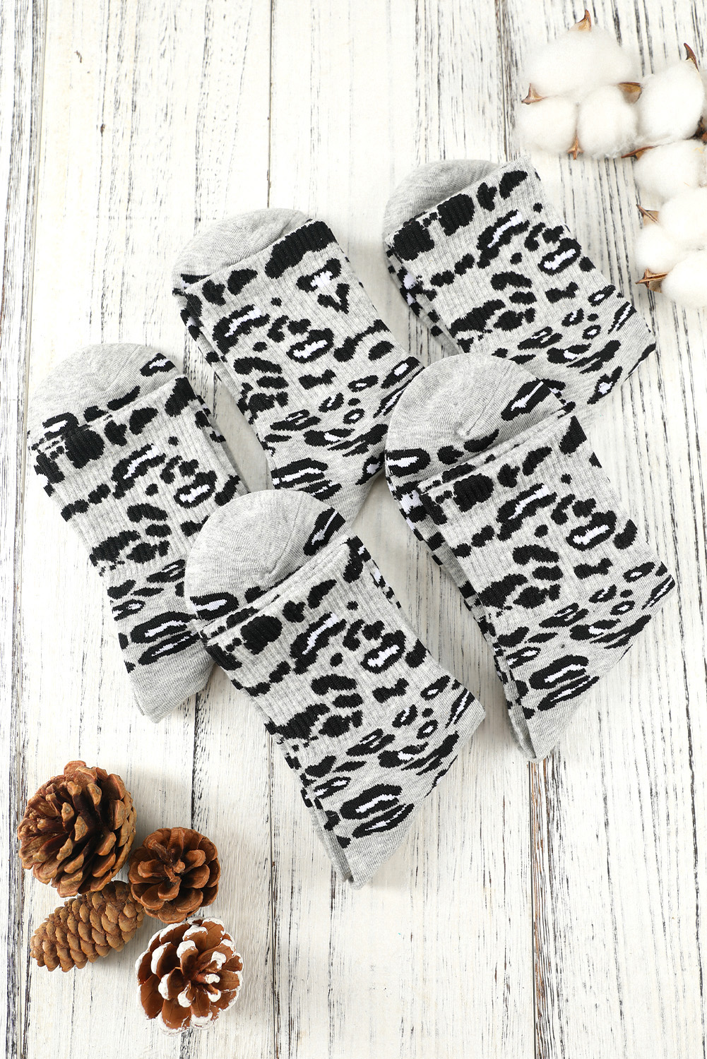 Dropshipping Grey 5 Pairs of Leopard Knit Crew SOCKS 