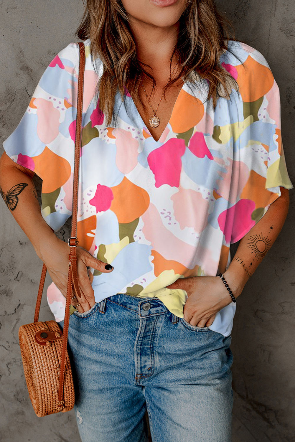 Shewin Wholesale CLOTHING Multicolor Abstract Print Flutter Sleeve V Neck Blouse