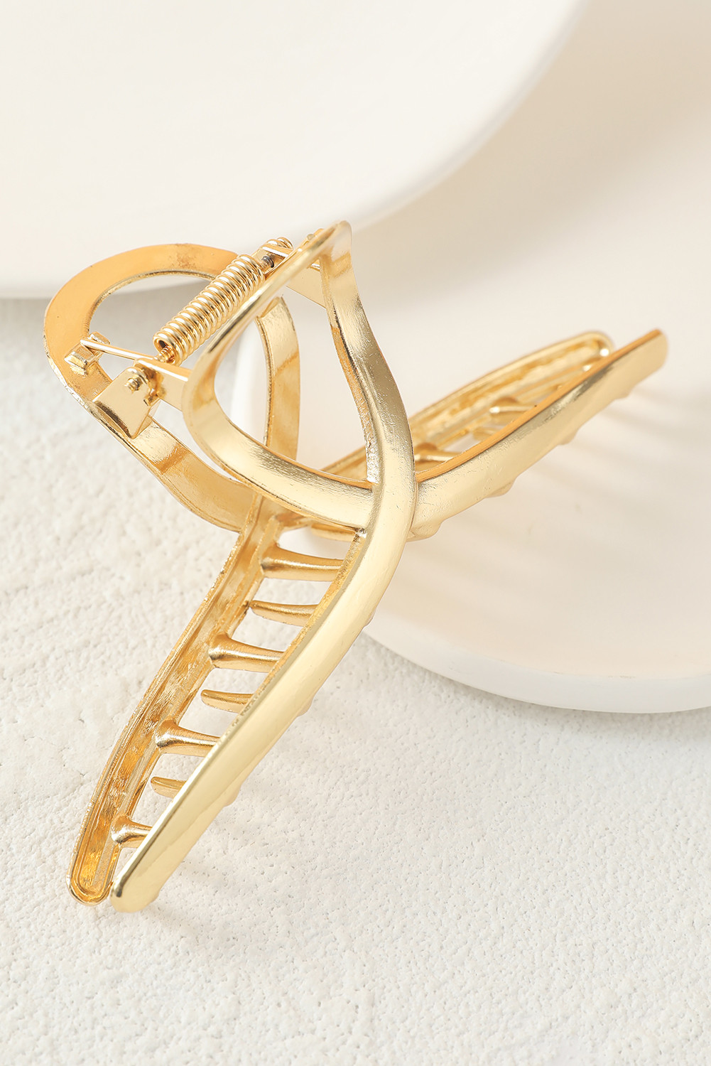 Gold Casual Large Metallic Hair Claw