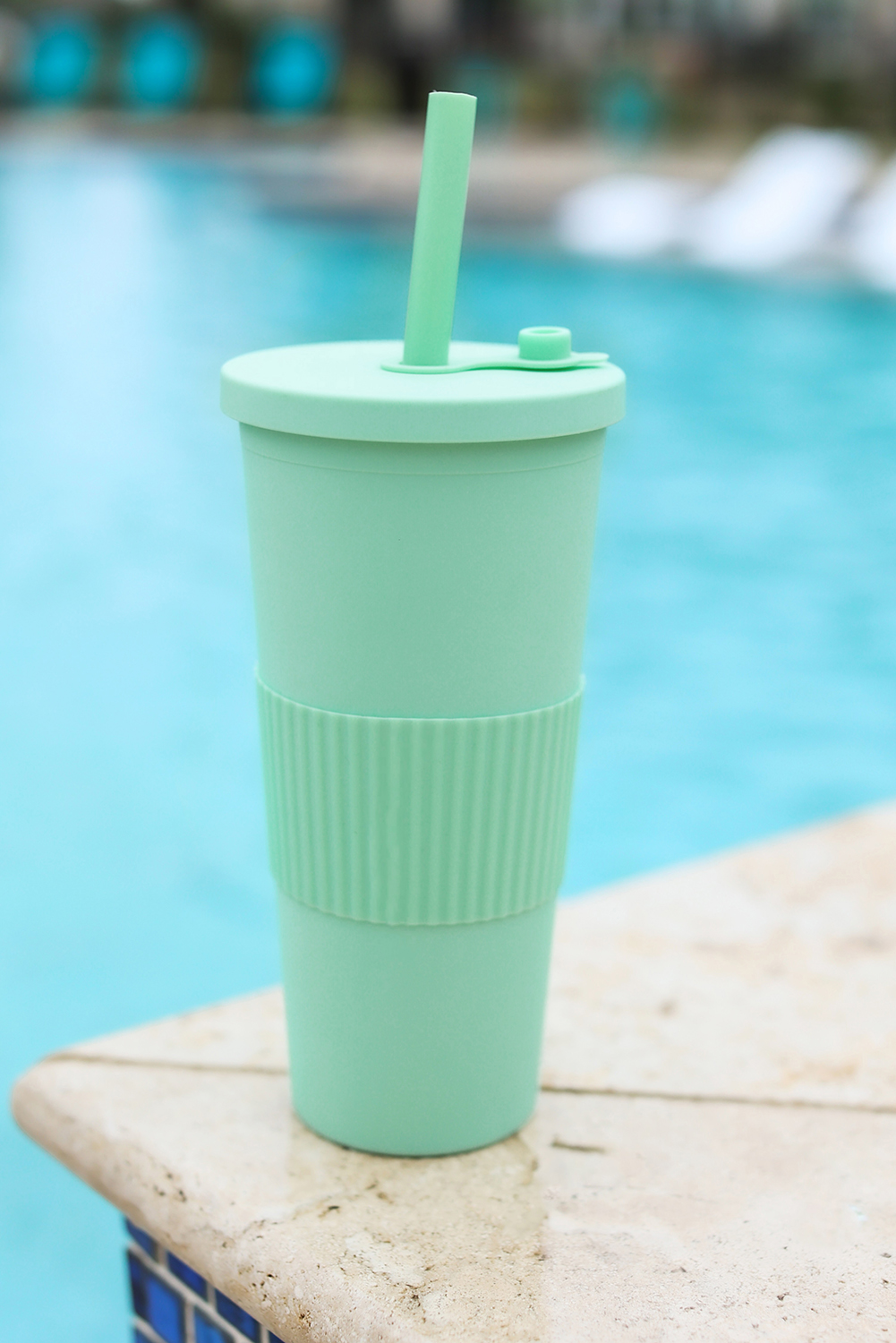 Dropshipping Green 24oz CANDY Color Plastic Straw Double-layer Water Tumbler