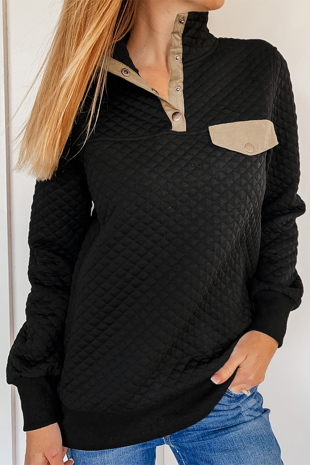 Shewin Wholesale Apparel Boutique Black Stand Collar Quilted Snap Button Sweatshirt