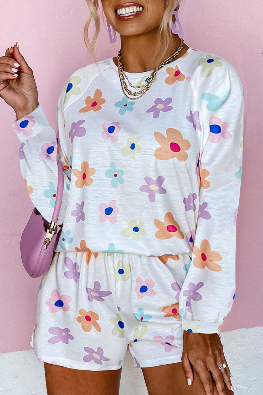 White Plus Size Flower Print Raglan Pullover & Shorts Two Piece Shorts Set