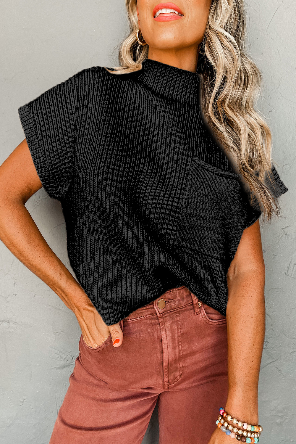 Shewin Wholesale Fashion Wholesale Black Patch Pocket Ribbed Knit Short Sleeve SWEATER