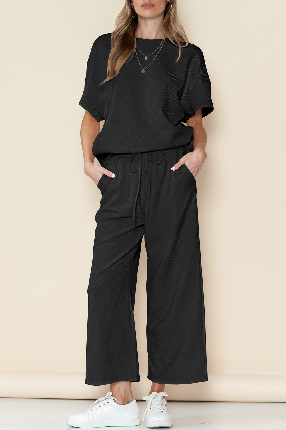 Shewin Wholesale WESTERN Boutique Black Textured Loose Fit T Shirt and Drawstring Pants Set
