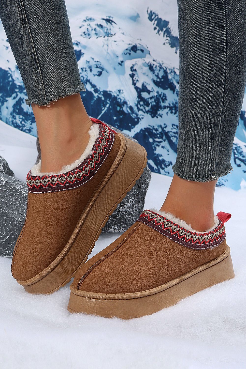 Shewin Wholesale High Quality Chestnut Suede Contrast Print Round Toe Plush Lined Flats
