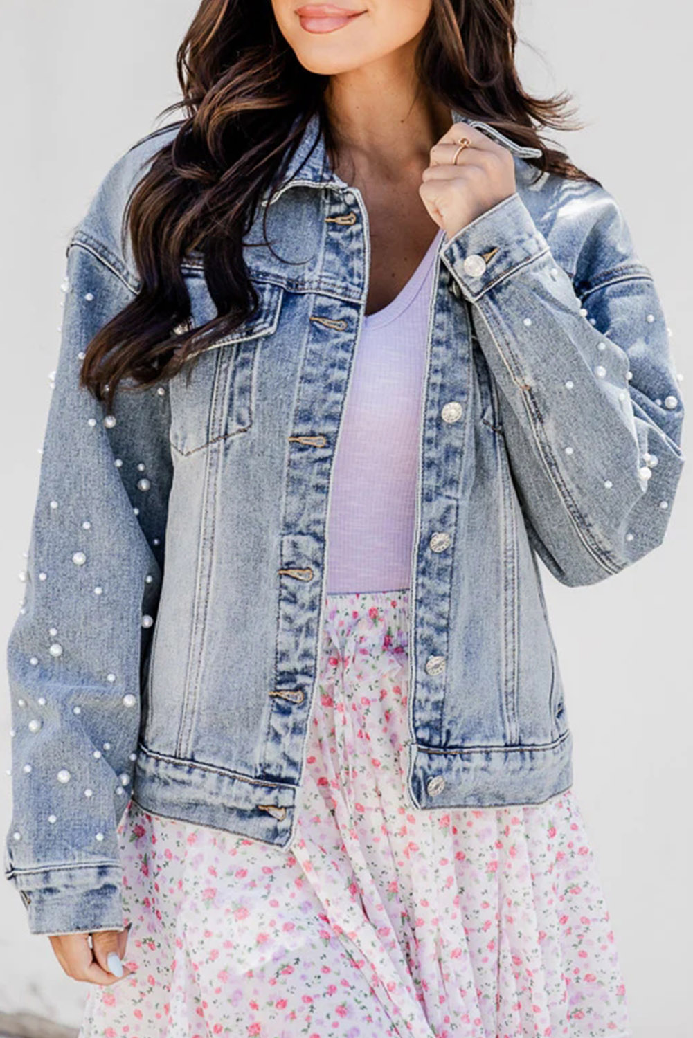 Shewin Wholesale High Quality Sky Blue Pearl Beaded Chest Pockets Buttoned Denim JACKET