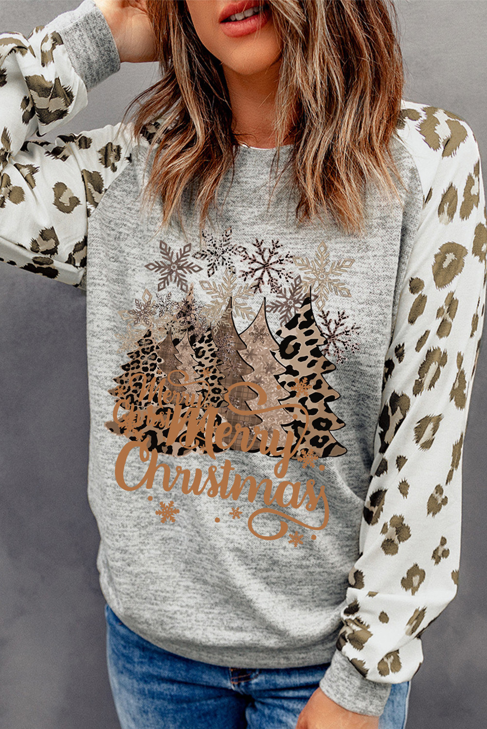 Gray Leopard Print Sleeve Christmas Round Neck Graphic Sweatshirt
