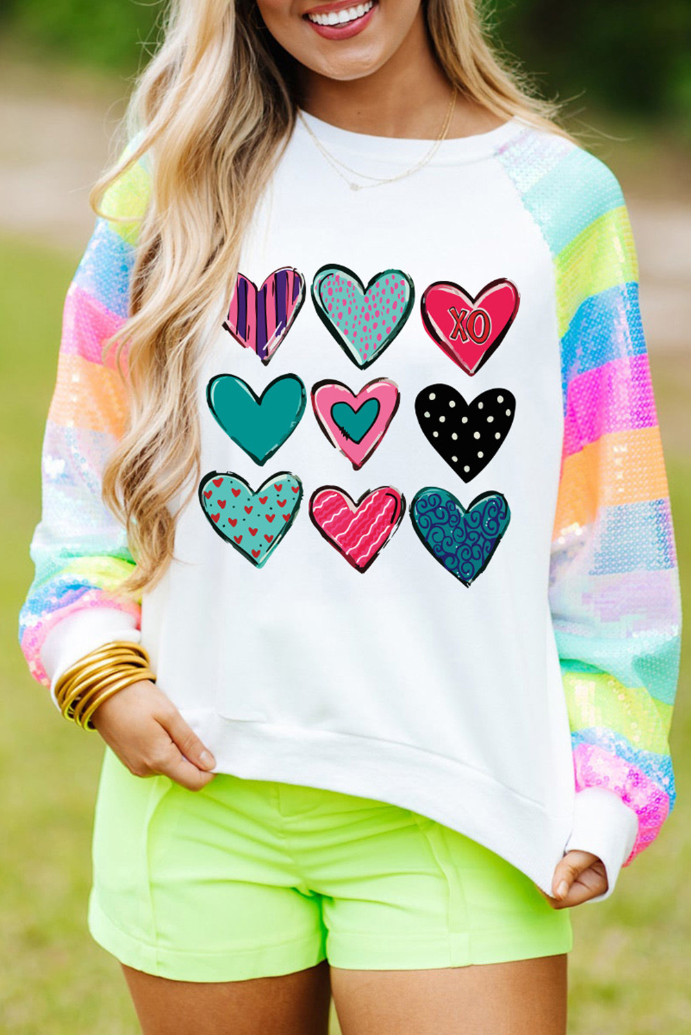 White Sequin Striped Raglan Sleeve Heart Print Graphic Sweatshirt