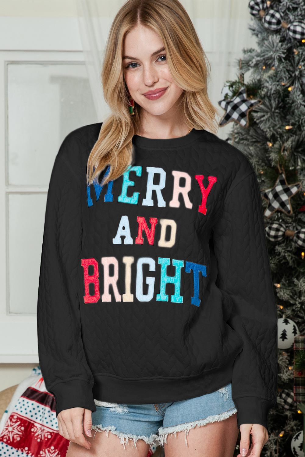 Shewin Wholesale Lady Black Merry and Bright Quilted Sweatshirt