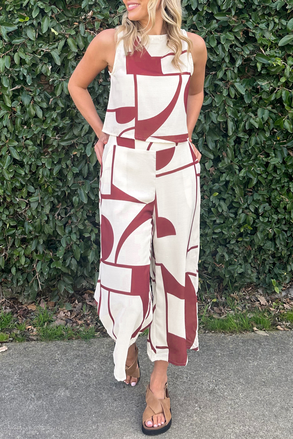 Shewin Wholesale Dropshipping White Abstract Print Button Back Vest and Wide Leg PANTS Set