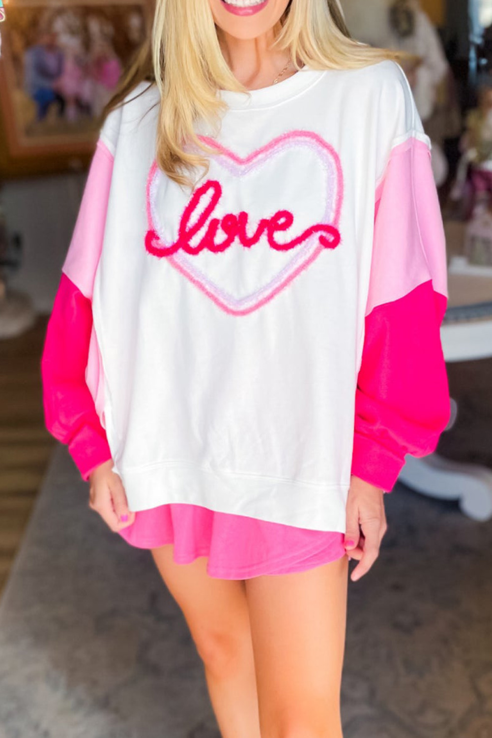  White Tinsel Love Heart Graphic Color Block Sweatshirt