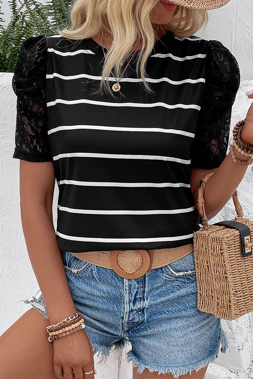 Shewin Wholesale Dropshipping Black Stripe Lace Sleeve Patchwork Round Neck T SHIRT