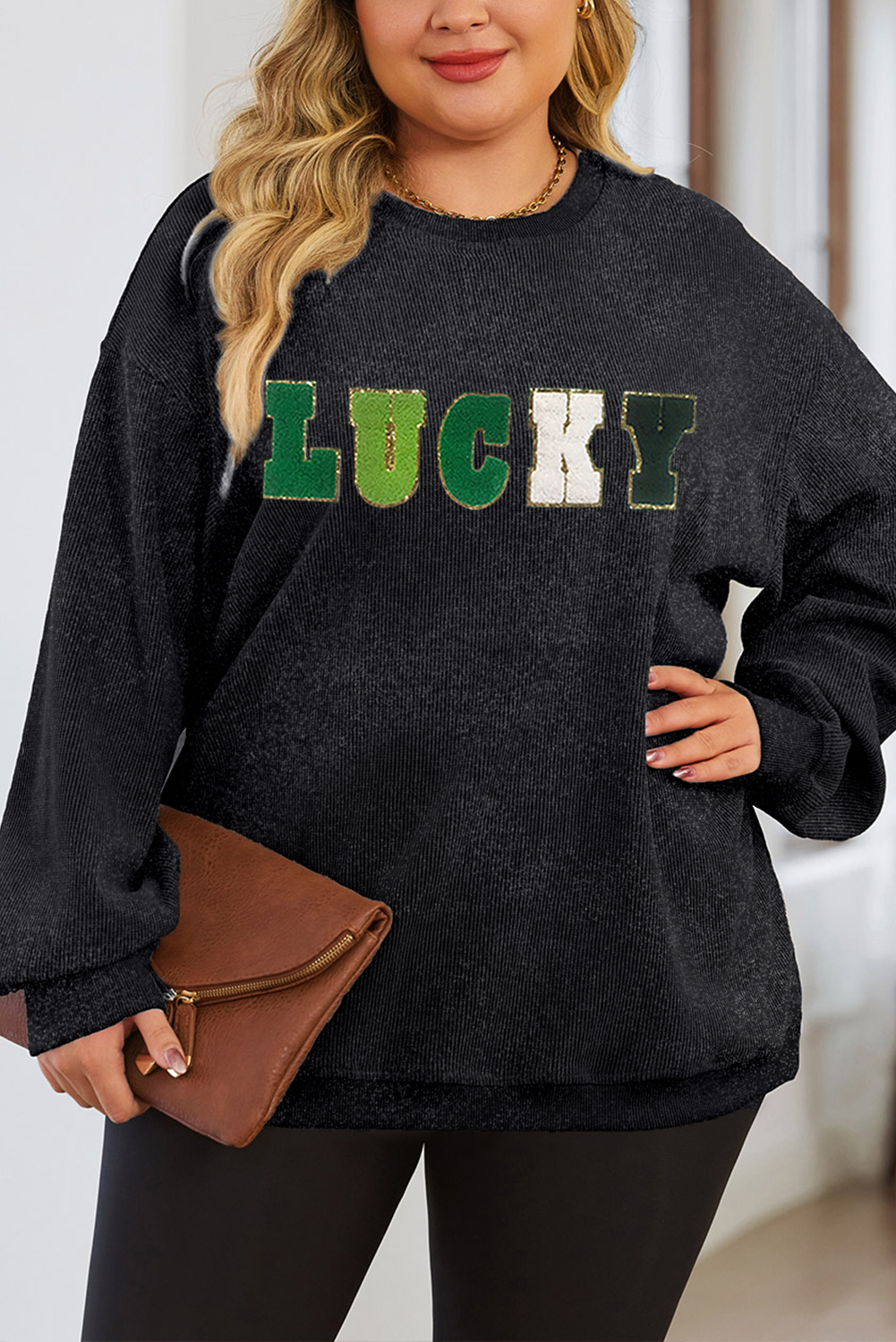 Shewin Wholesale Dropshipping Black Chenille LUCKY Patch Plus Size Corded Graphic SWEATSHIRT