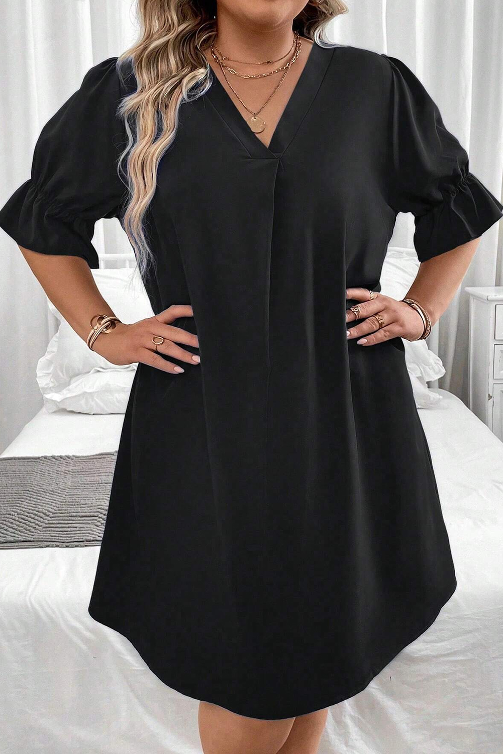 Shewin Wholesale Vendors Black Ruffled Puff Sleeve V Neck Plus Size Mini DRESS