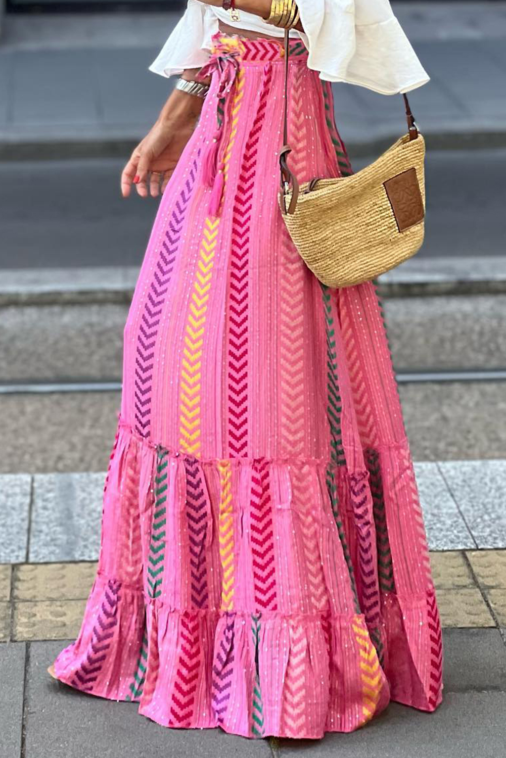 Shewin Wholesale Customized Pink Boho Tassel TIE Ruffled TIEred Maxi Skirt