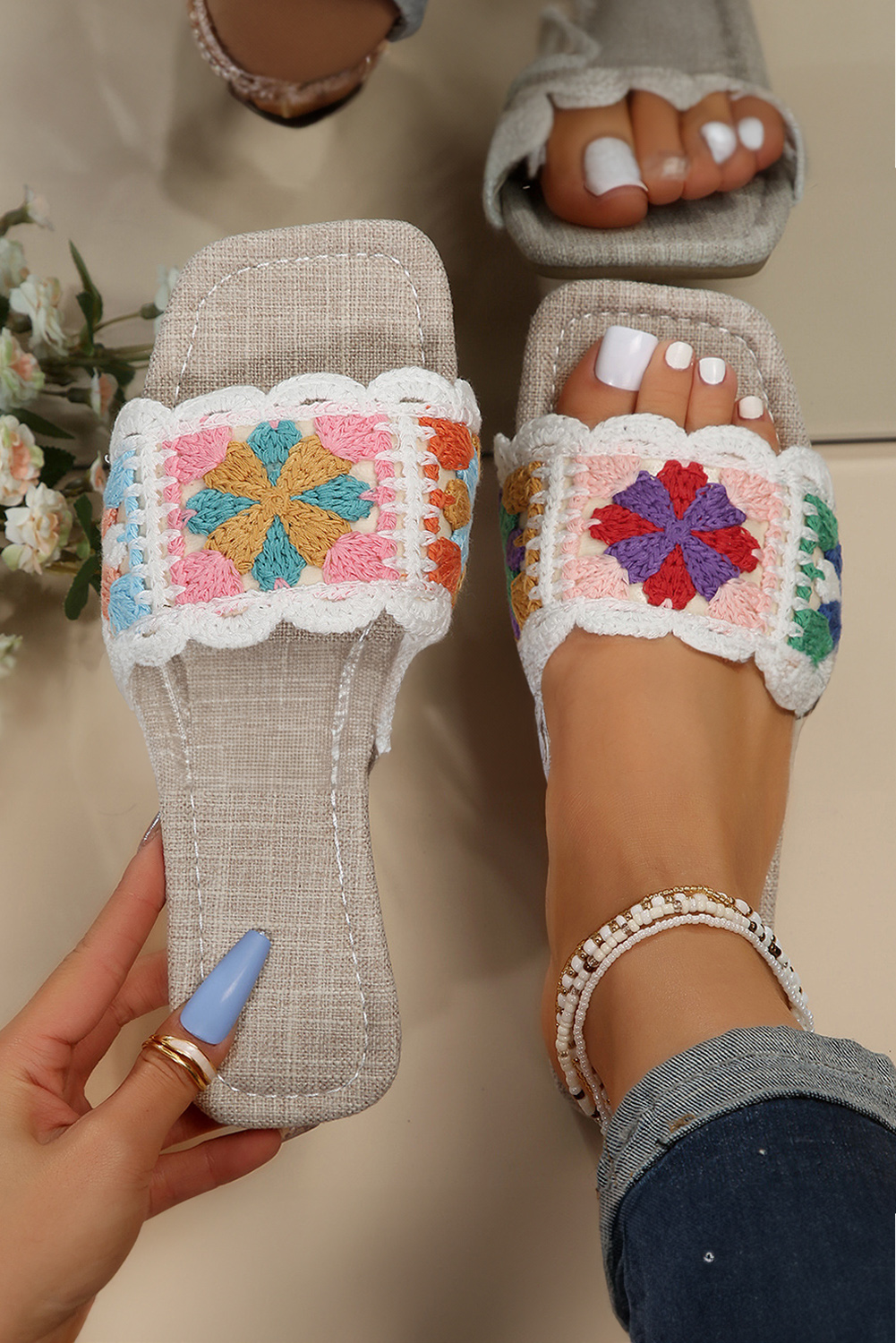 Shewin Wholesale Customized White Crochet Square Toe Flat Slippers