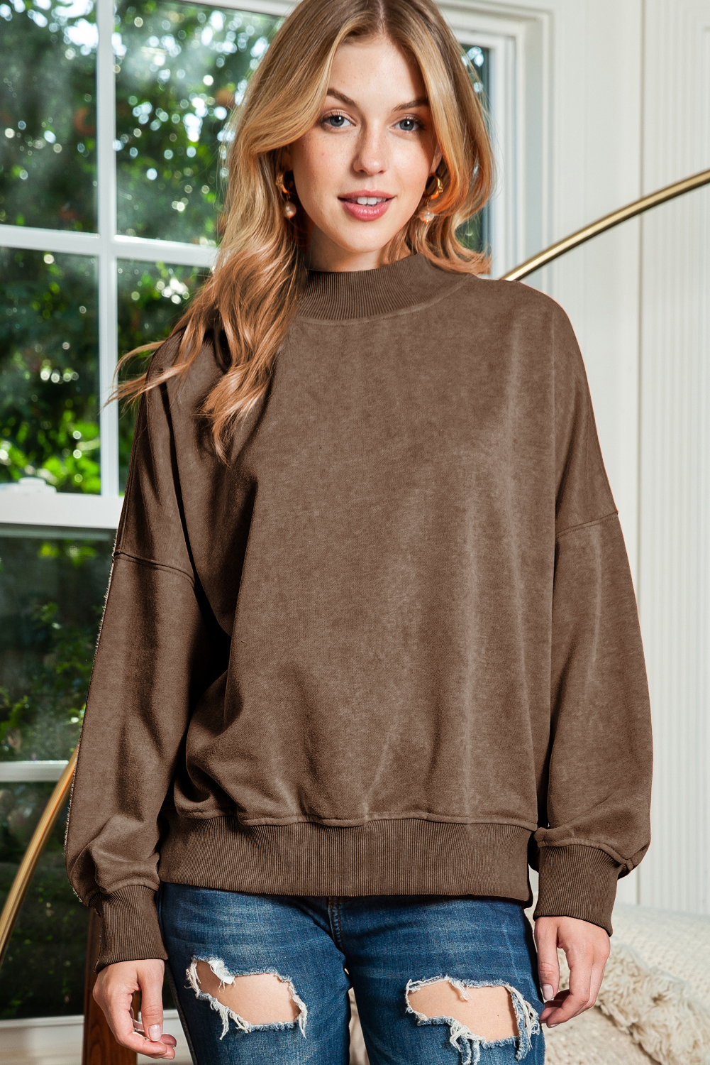 Shewin Wholesale Distributor Brown Plain Drop Shoulder Crew Neck Pullover Sweatshirt