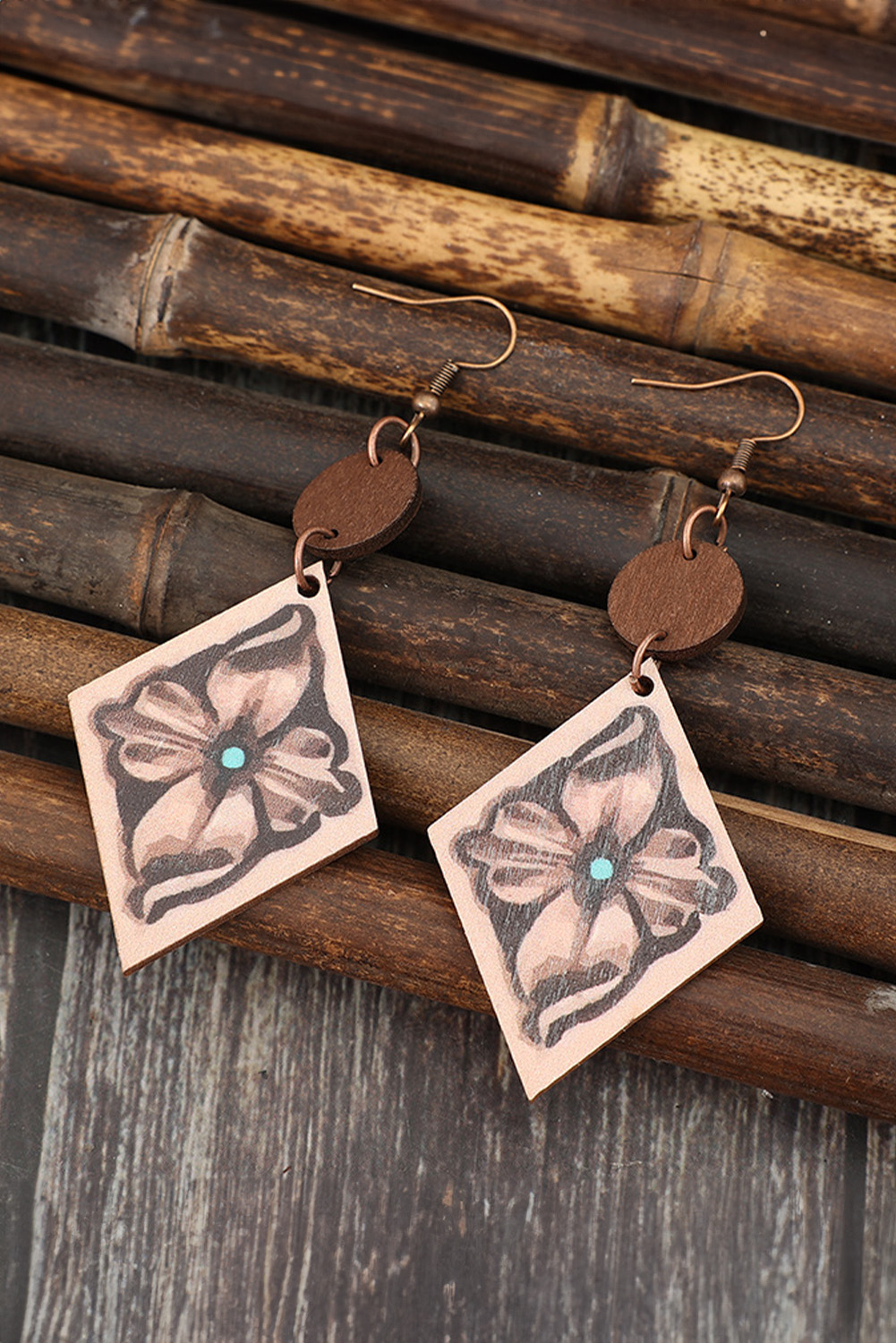 Shewin Wholesale High Quality Dune Floral Wooden Rhombus Shape Dangle Earrings