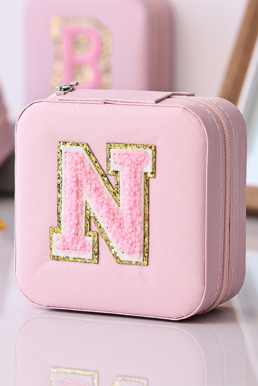 Shewin Wholesale Distributor Pink Initial N Chenille Square JEWELRY Box