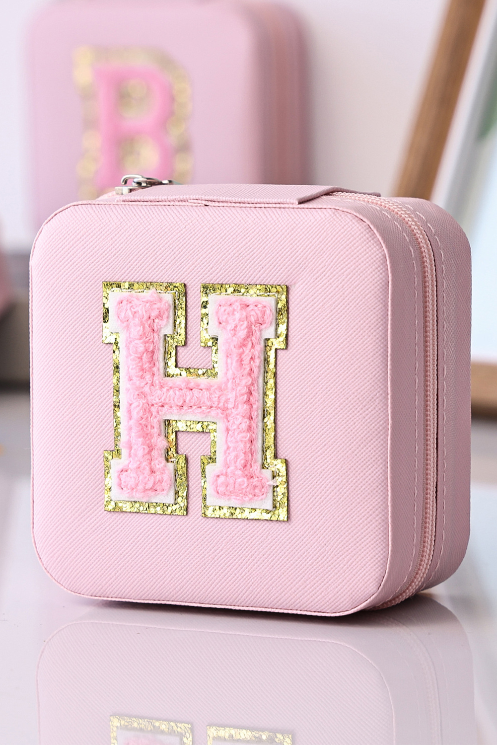 Shewin Wholesale Distributor Pink H Chenille Letter Graphic JEWELRY Organizer Box
