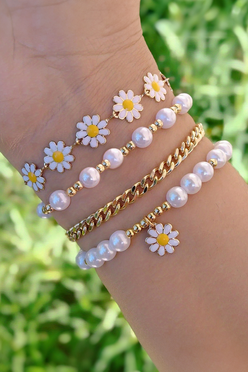 White 4pcs Daisy PEARL Beaded Chain Bracelet Set