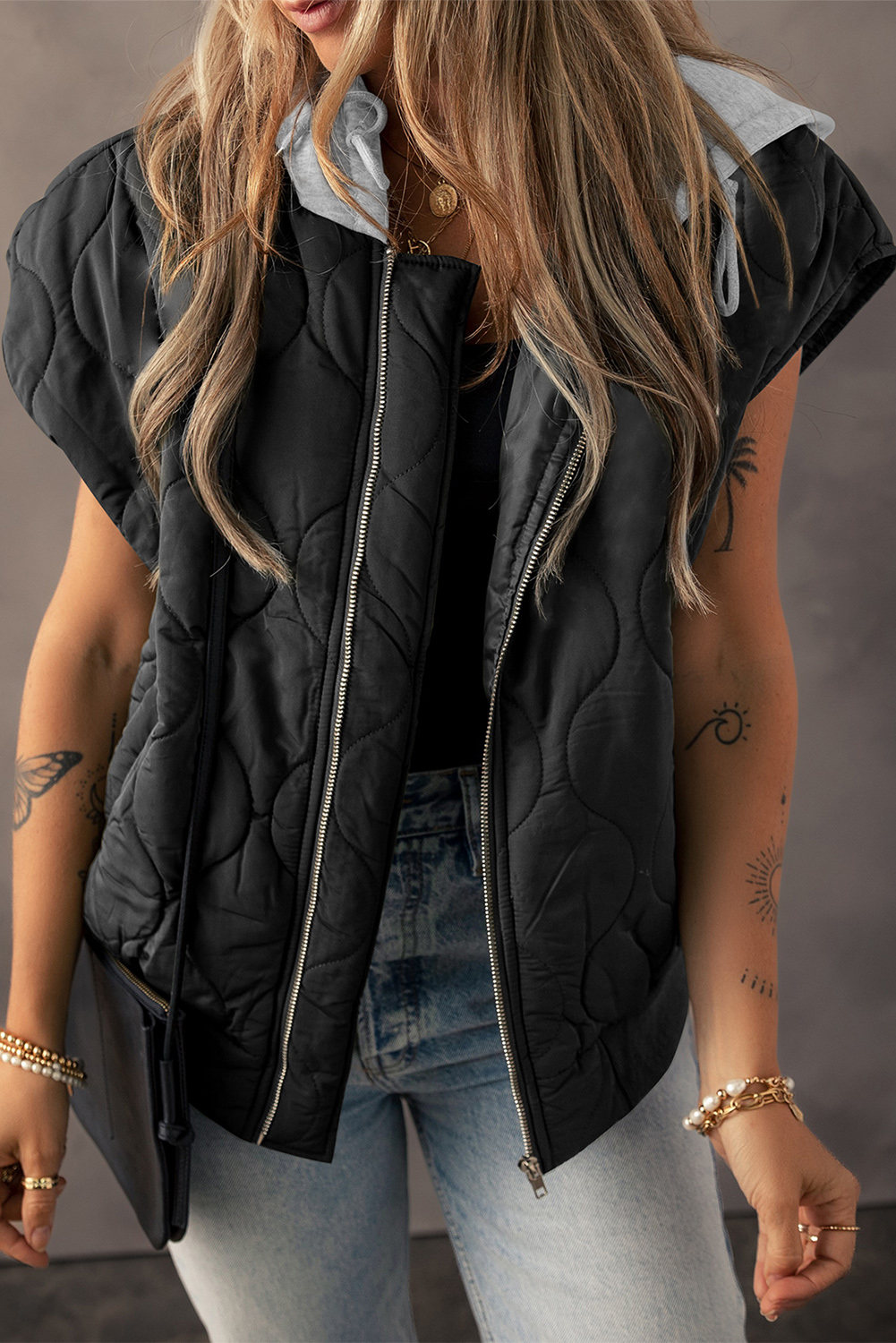 Shewin Wholesale Suppliers Black Quilted Drawstring Hooded Zip Up Puffer VEST