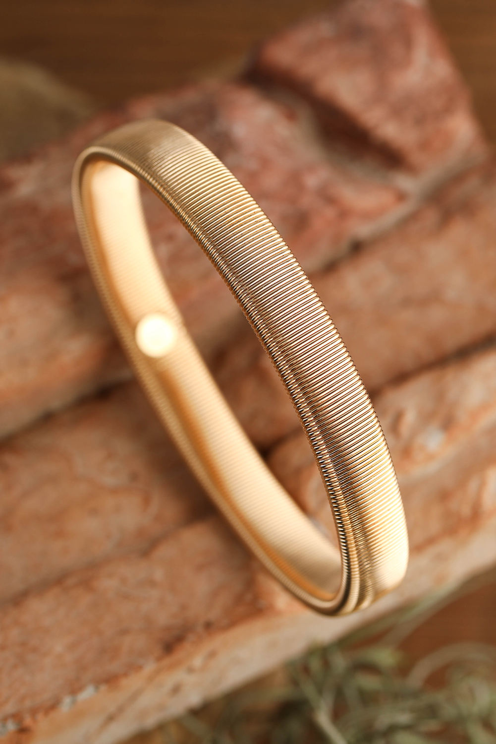 Shewin Wholesale Cheap Gold Stretchy METAL Wide Bangle