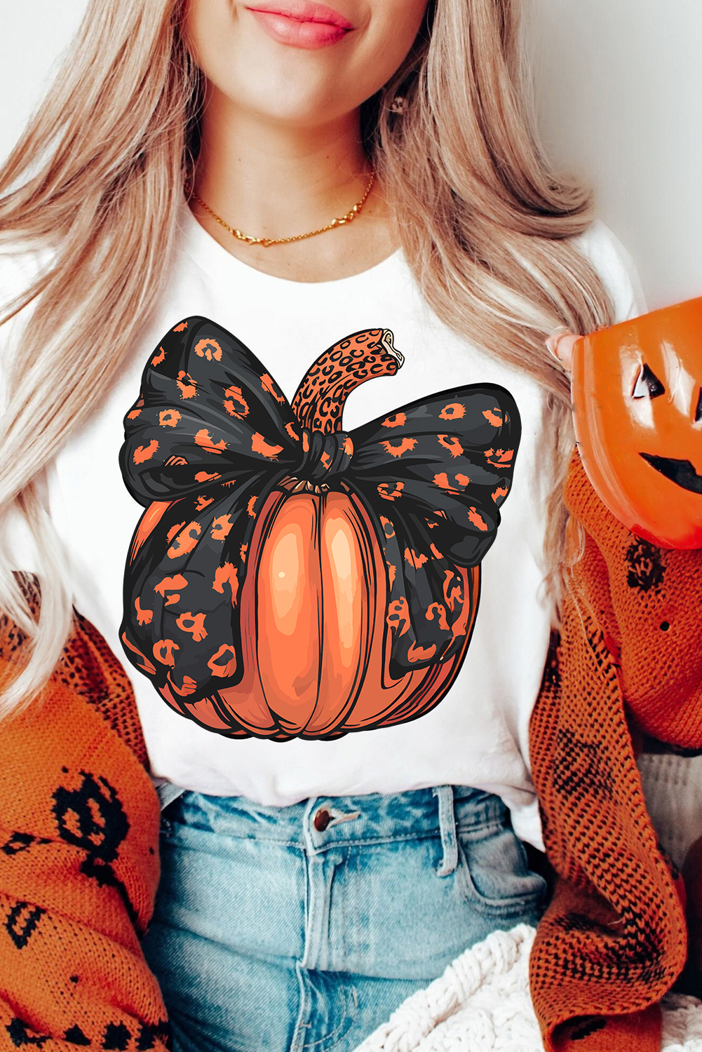 Shewin Wholesale Cheap White HALLOWEEN Bowknot Pumpkin Graphic Crewneck T Shirt