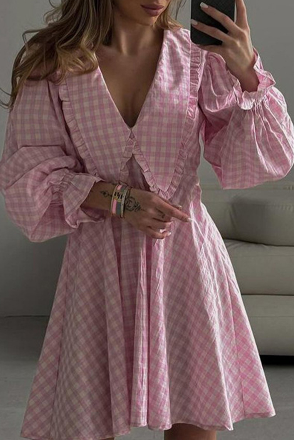 Shewin Wholesale Apparel Pink Plaid Deep V Neck Ruffle Long Sleeve Short DRESS