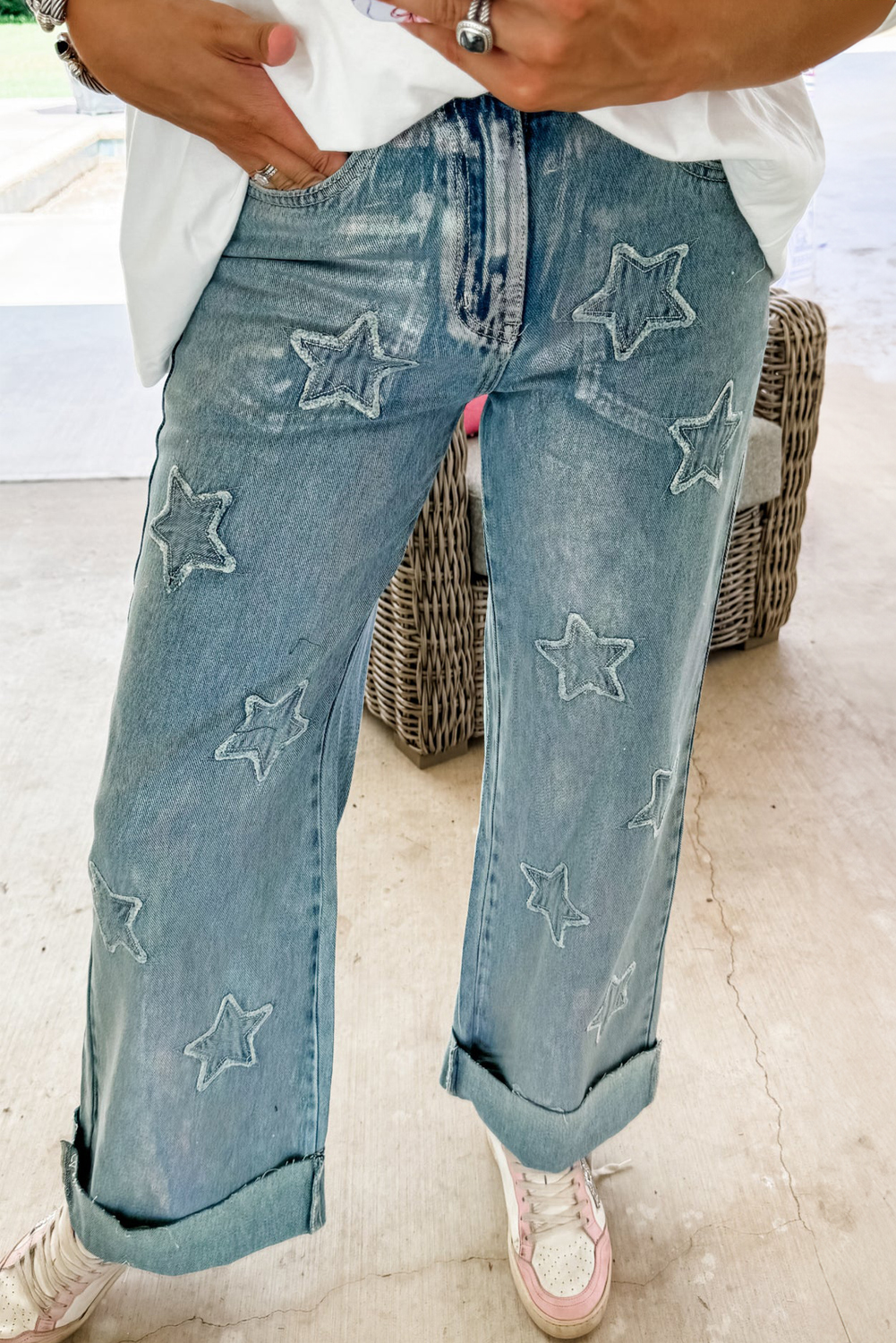 Shewin Wholesale Winter Dusk Blue Star Patched Straight Leg Loose JEANS