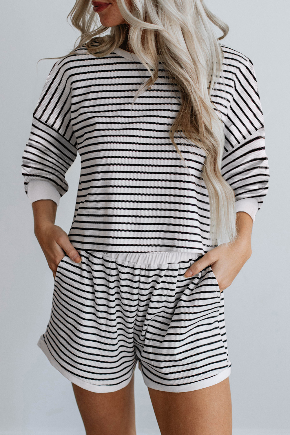 Shewin Wholesale Cheap Black Stripe Textured 3/4 Sleeve Top and SHORTS Set