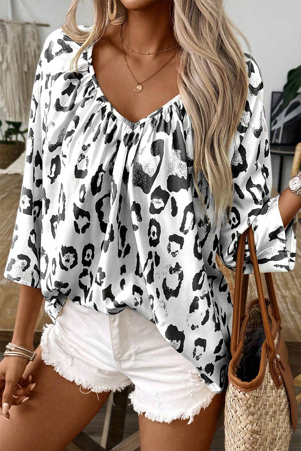 Shewin Wholesale CHIC Women Black Leopard Print V Neck 3/4 Sleeve Blouse