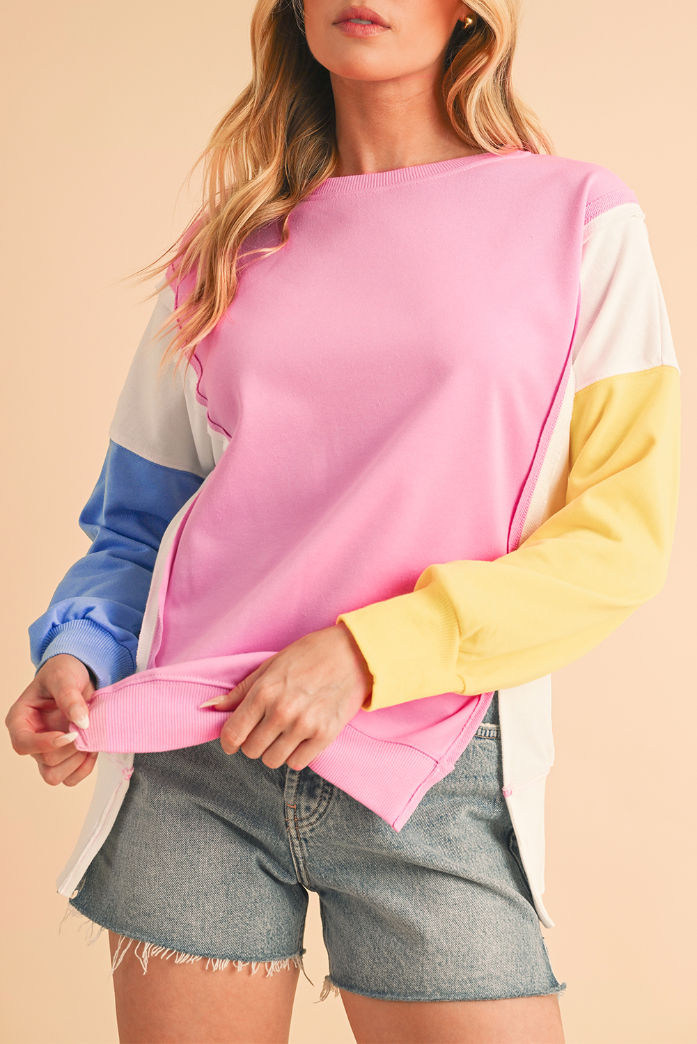 Shewin Wholesale WESTERN Bonbon Color Block Exposed Seam Patchwork Side Slits Sweatshirt