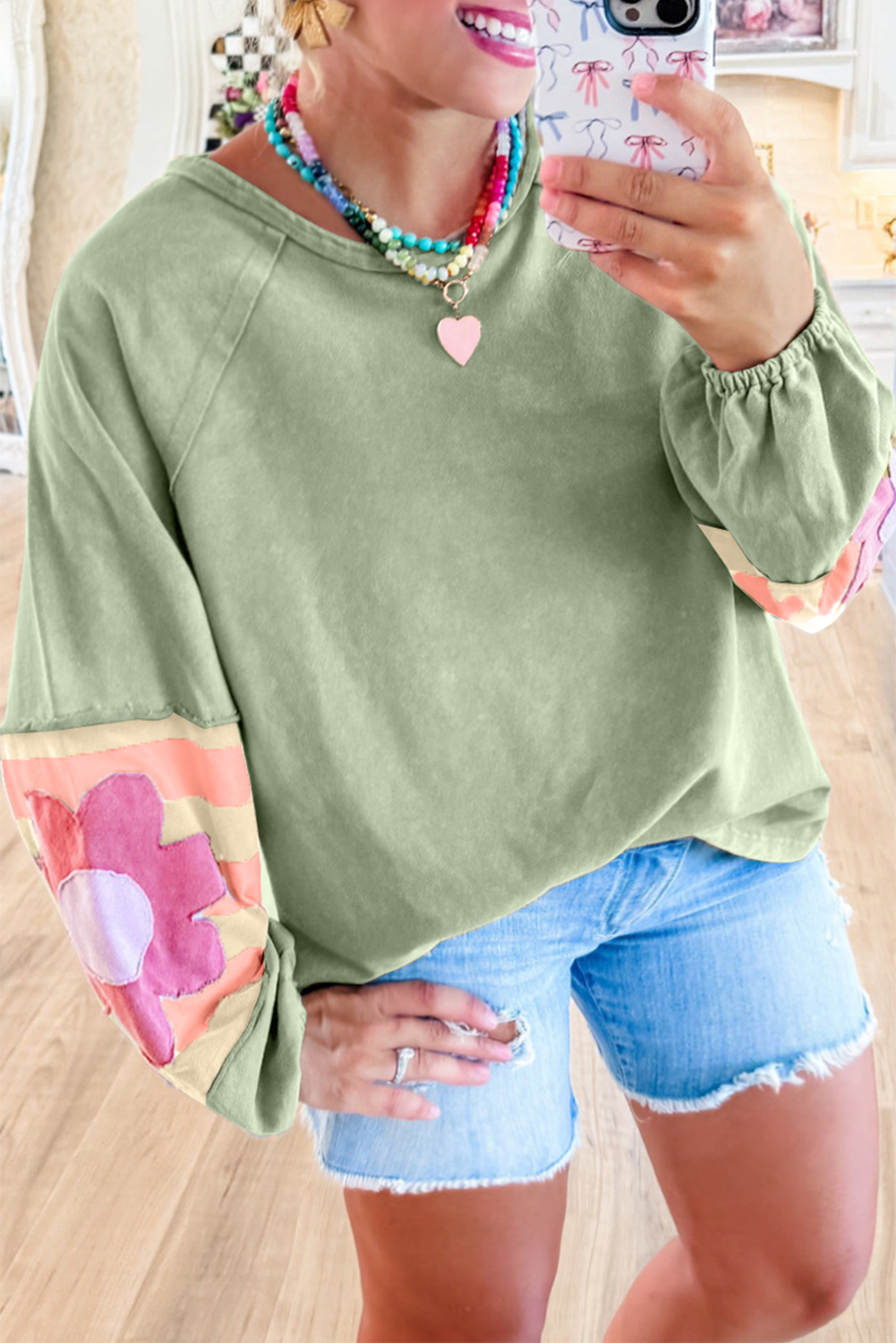 Shewin Wholesale Casual Smoke Green FLOWER Patchwork Exposed Seam Raglan Sleeve Top