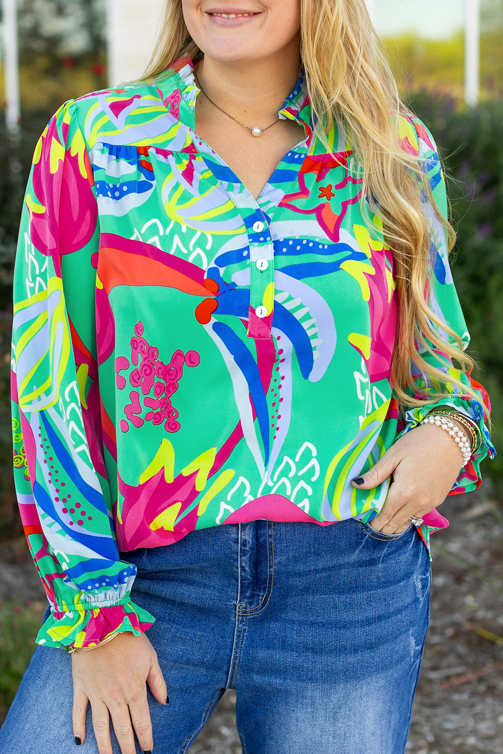 Green Plus Size Abstract Frill V Neck Puff Sleeve Blouse