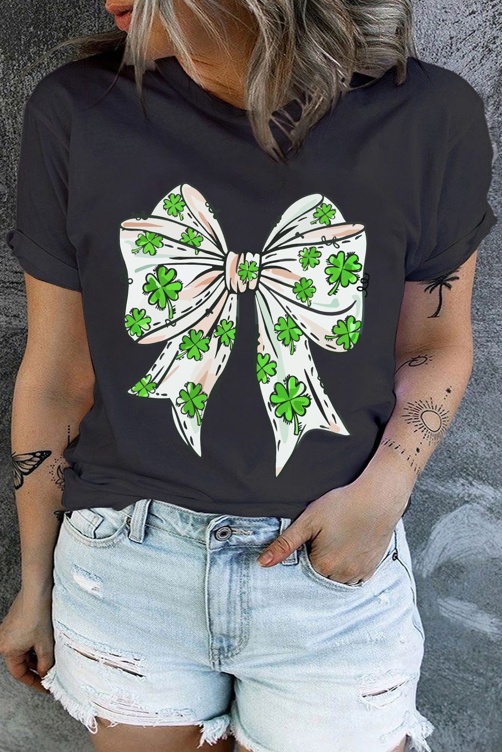 Black Lucky Clover Bow Graphic Crewneck St Patrick Plus Size Tee