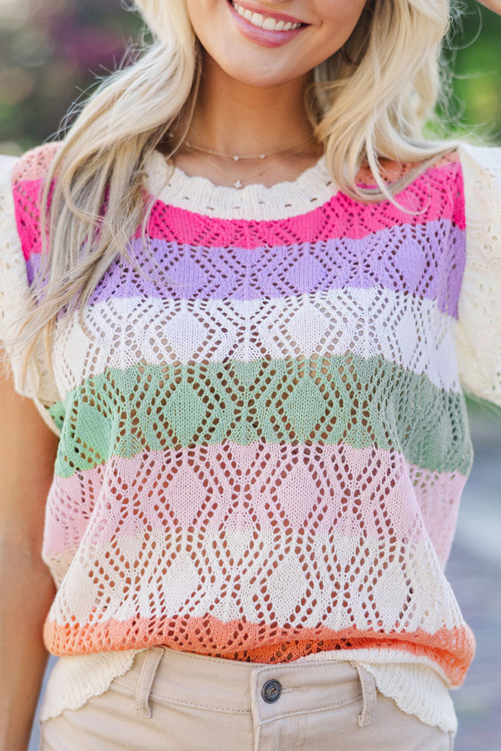Rose Colorblock Hollowed Scallop Edge Knit Top