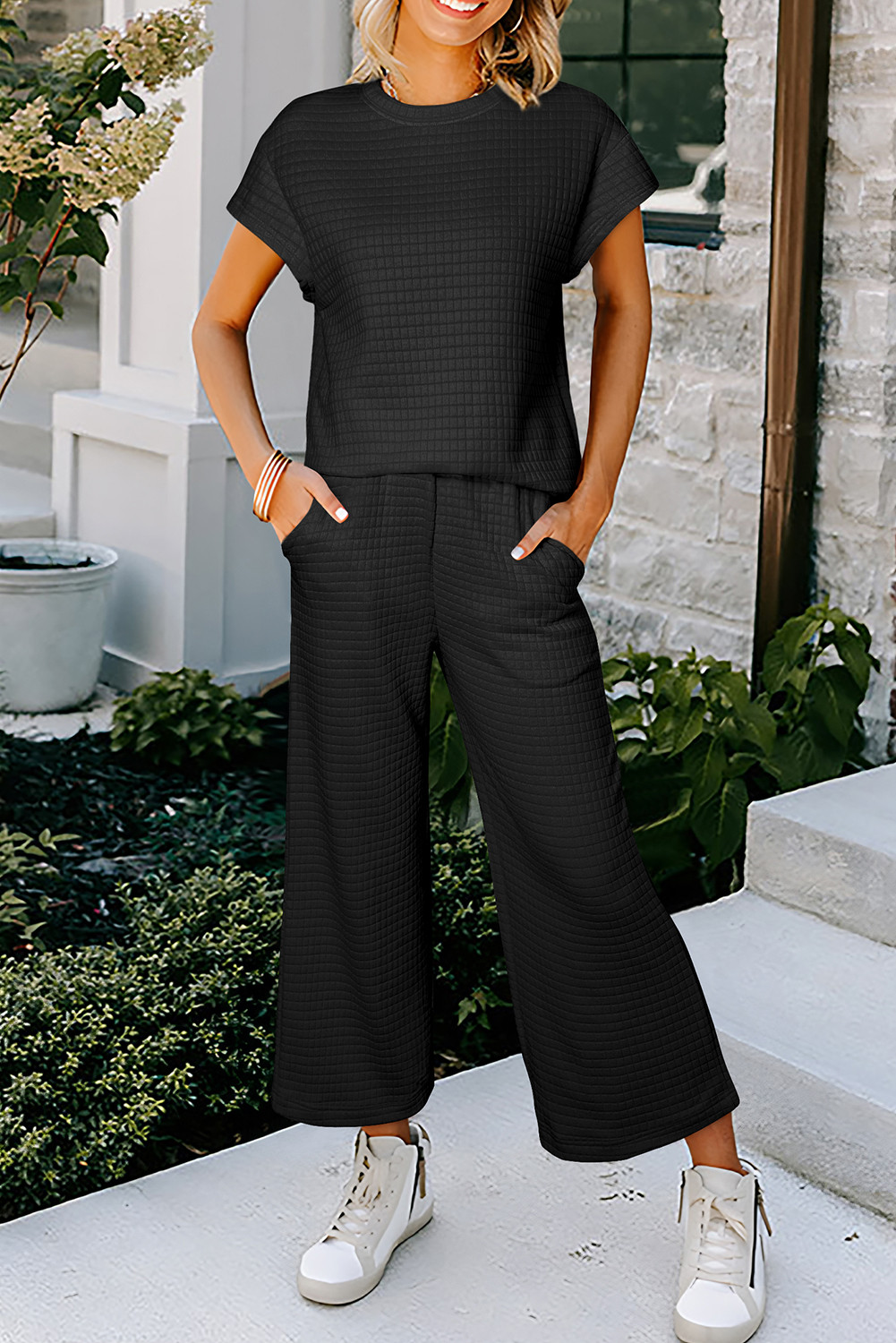 Black Solid Color Checkered Textured Short Sleeve Top and Pants Set