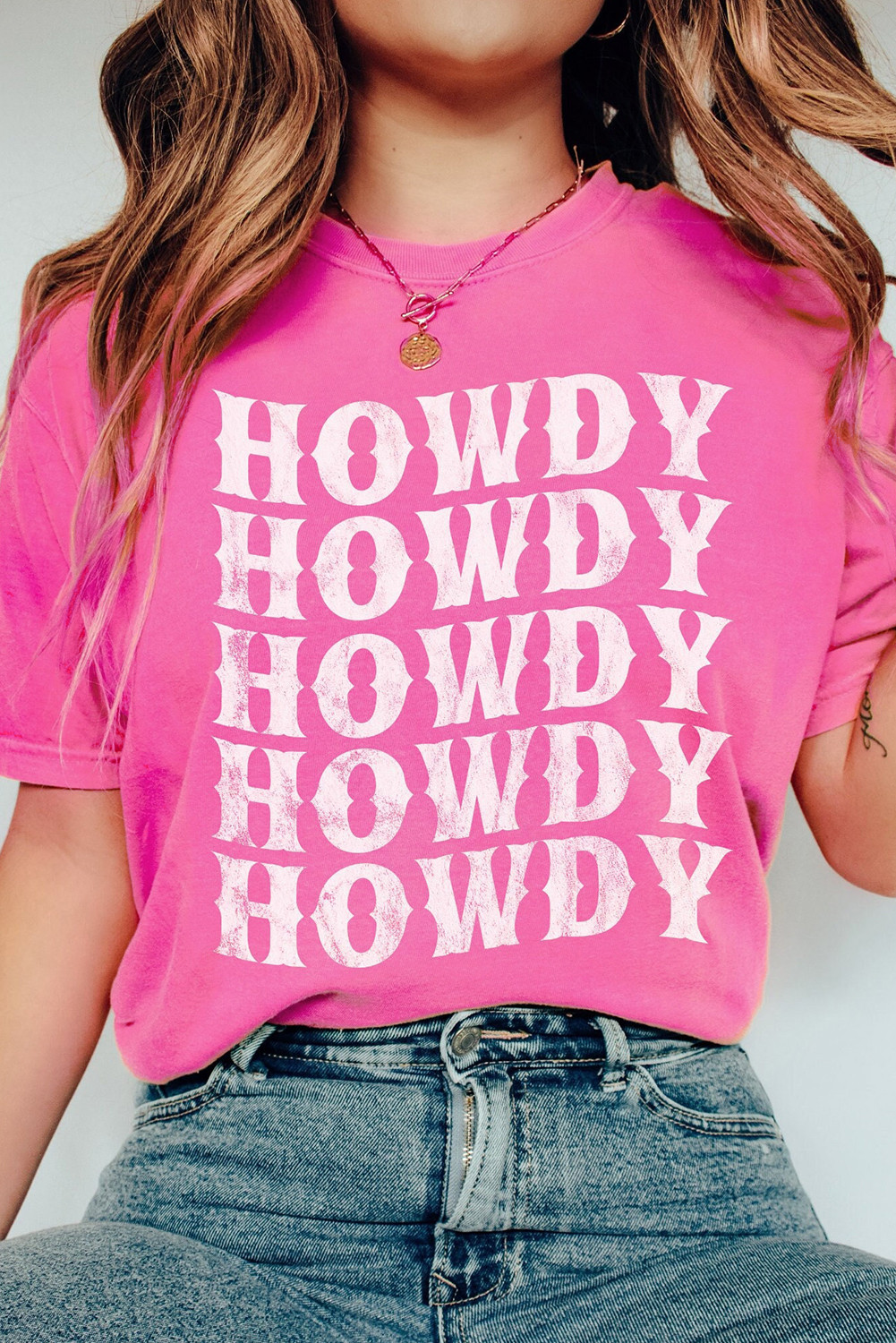 Sachet Pink HOWDY Graphic Crew Neck Tee