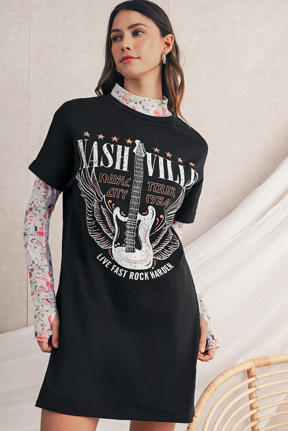 Shewin Wholesale High Quality Black Nashville Guitar Print Mini T-SHIRT Dress