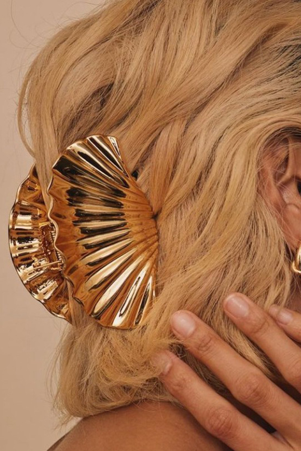 Gold Shell Shape Hair Claw Clip