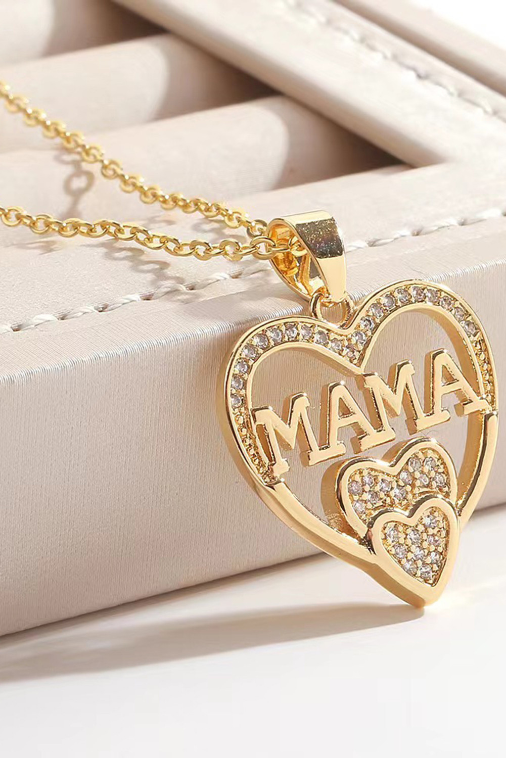Gold MAMA Heart Shape Rhinestone Decor Pendant Necklace