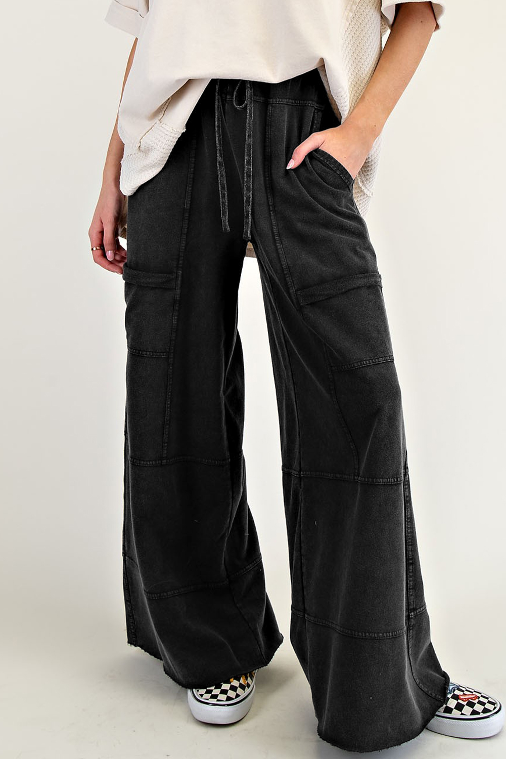 Shewin Wholesale Casual Black Mineral Wash Exposed Seam Wide Leg Cargo PANTS