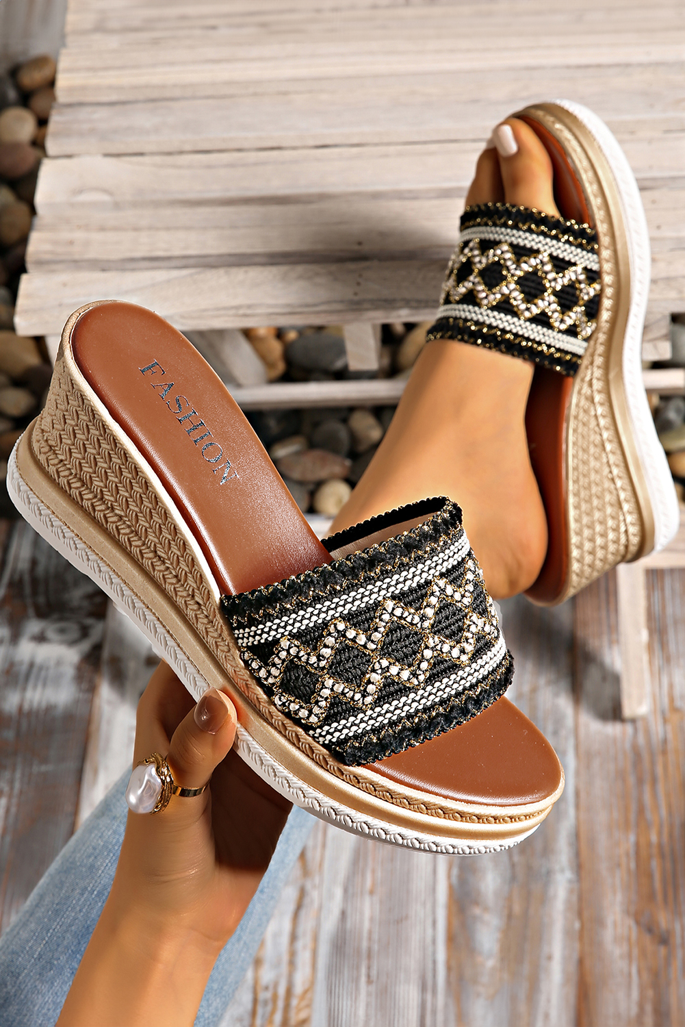 Shewin Wholesale Cheap Black Woven Band PU Leather Wedge Slippers