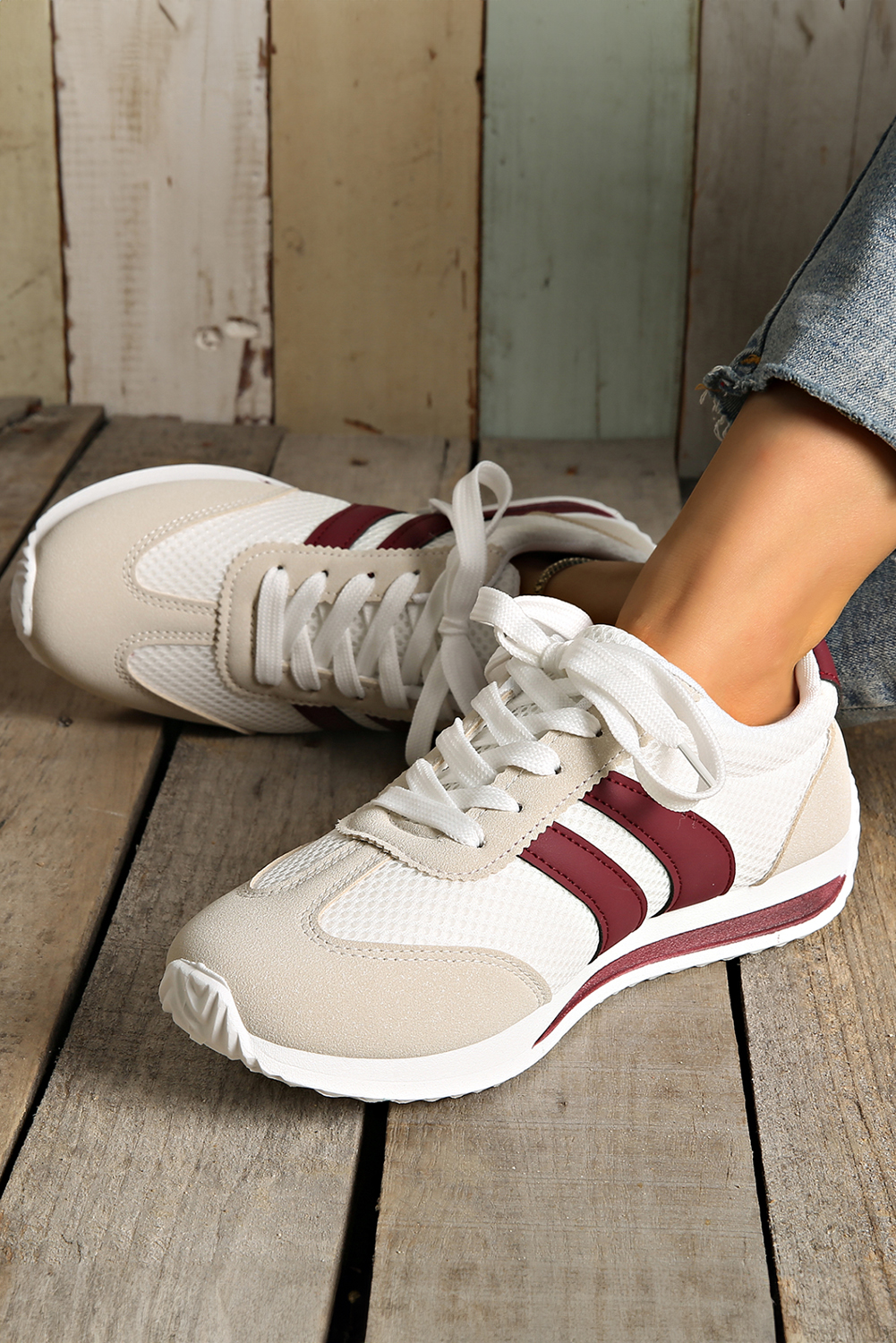 Shewin Wholesale Distributor White Patchwork Breathable Lace Up Sneakers