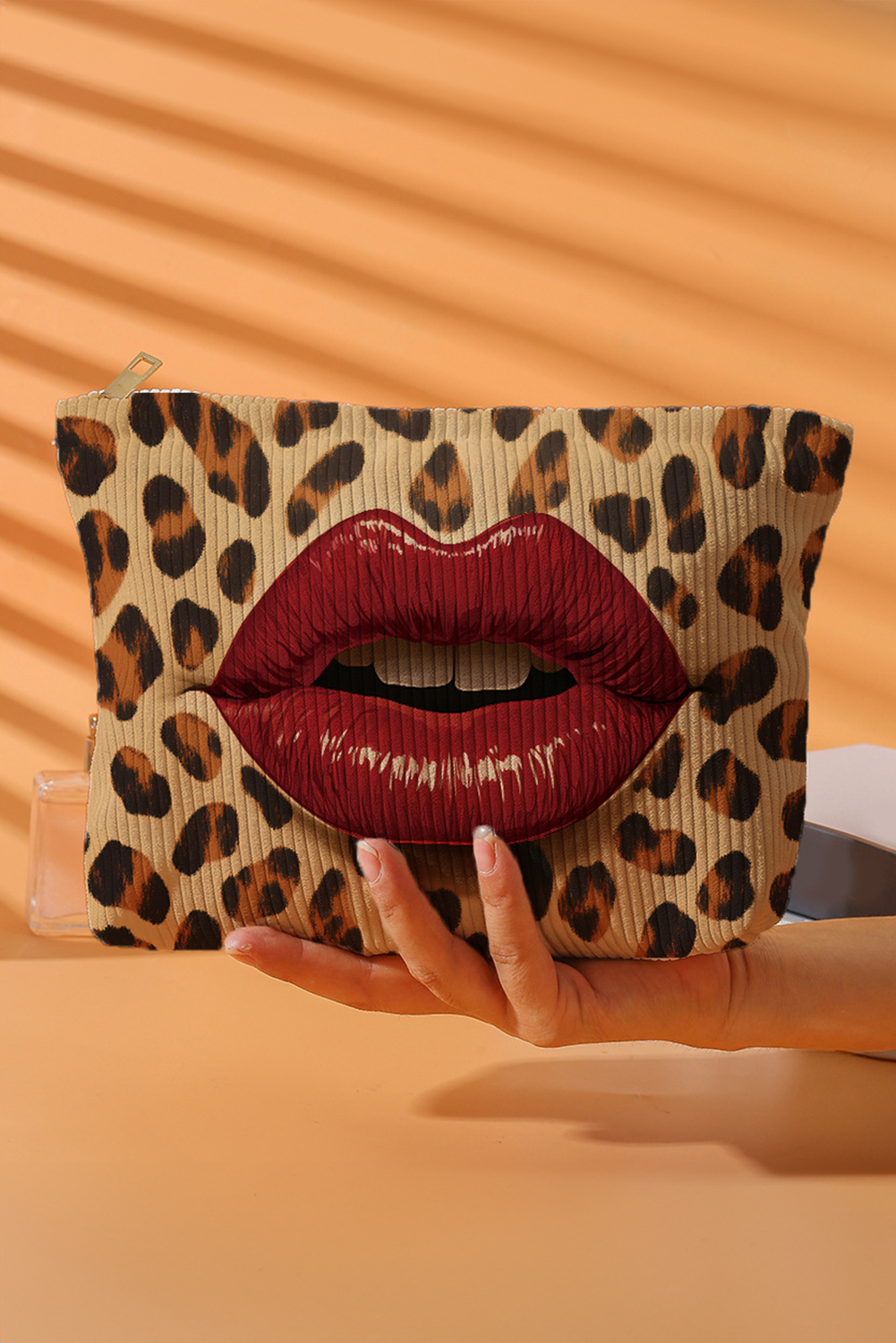 Shewin Wholesale Clothing Brown Leopard Red LIPs Makeup Bag
