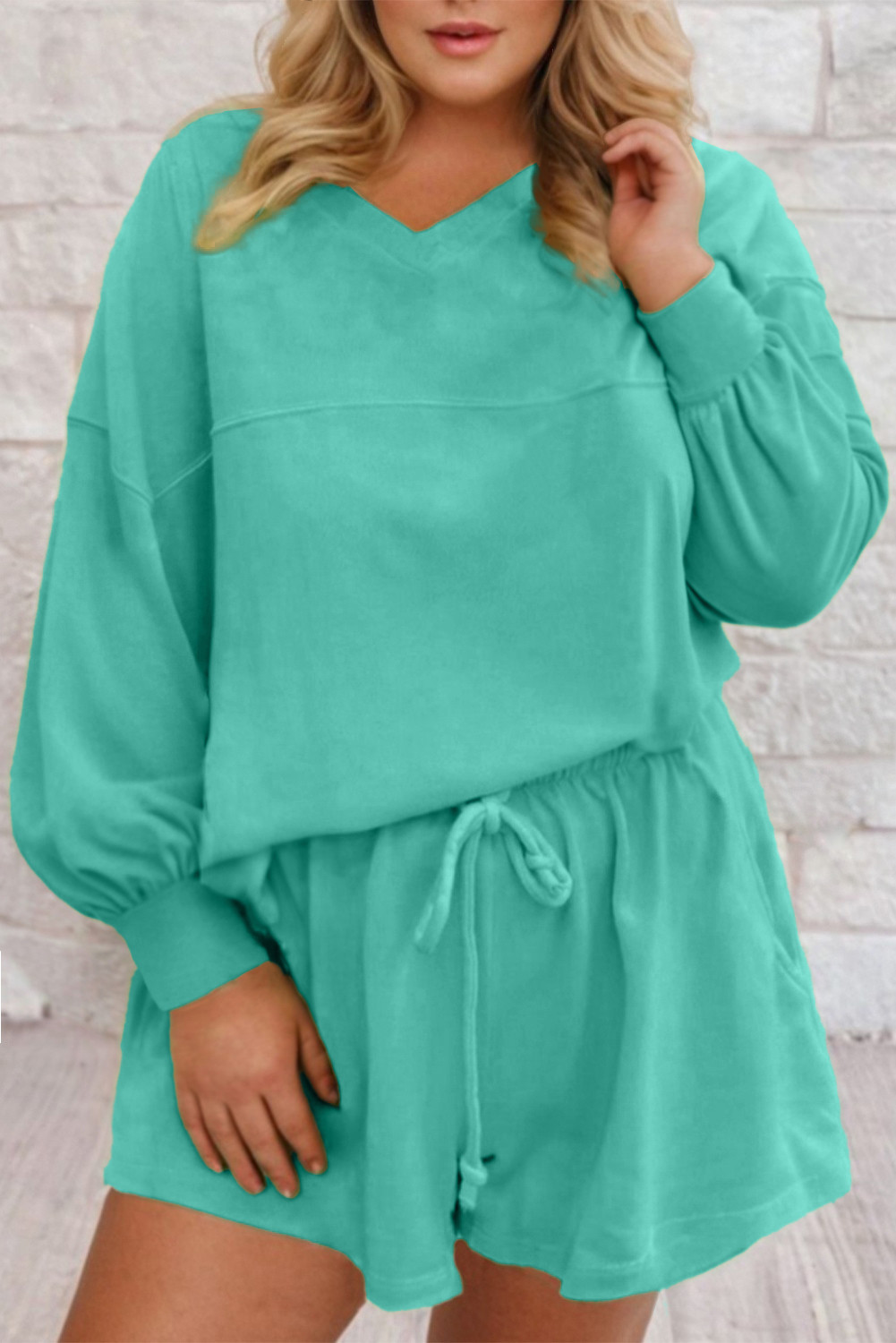 Sea Green Solid Color Plus Size Pullover and Loose Shorts Set
