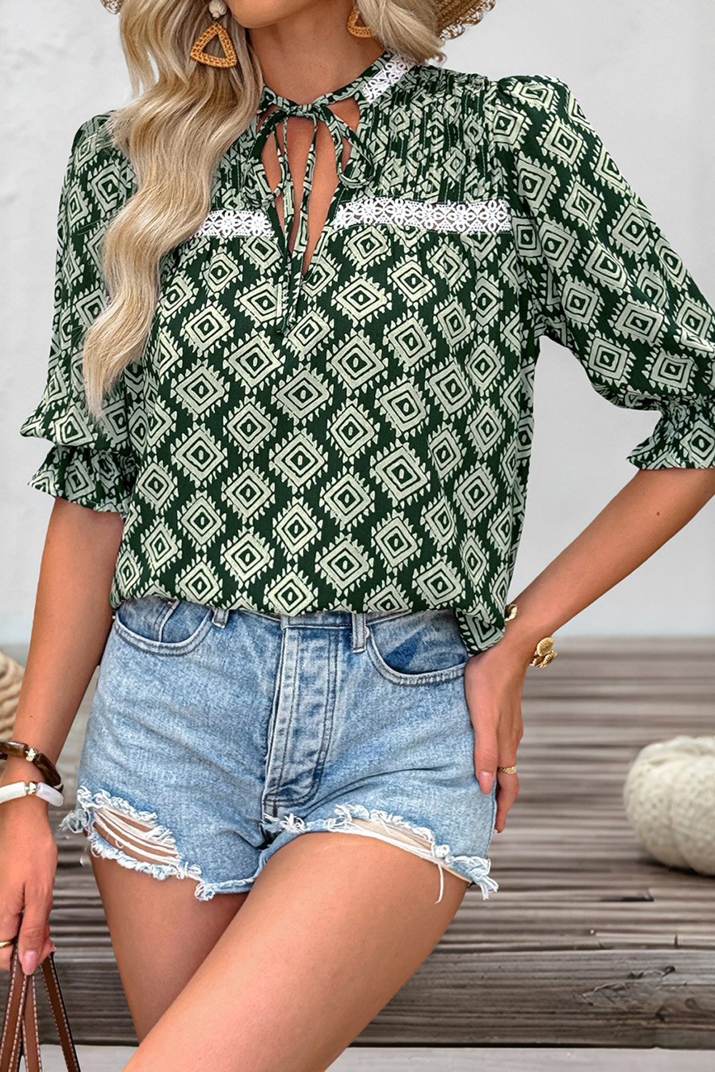 Shewin Wholesale Chic Female Green Geometric Print TIE Neck Half Sleeve Blouse